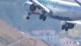 Landing of a transavia 737 at Madeira