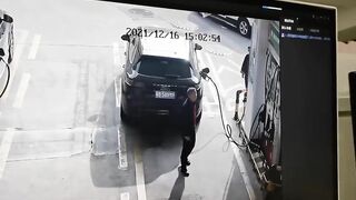 Arsonist in a gas station, insane...