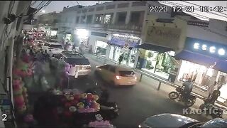 Quick Assassination Of A Street Vendor In Colombia