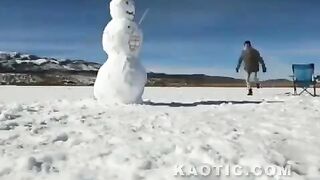 Snowman Blinds Bully