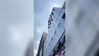 Man Jumps From 8th Floor Of Shopping Center(another angle)