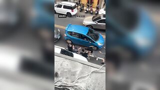 Taiwanese Thugs Breaking Bones In Traffic Dispute