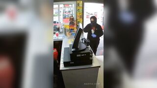 Phoenix Gas Station Robbed At Knifepoint