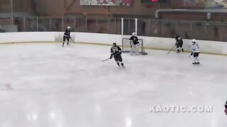 Elderly Amateur Hockey Player Dies During game in Russia