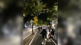 Madrid: a car crashed into a group of cyclists marching in support of Palestine, injuring 5