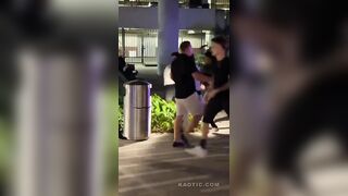 Fight In Florida Filmed By Retarded Guy