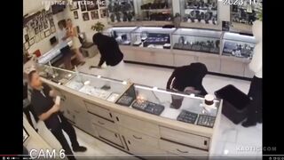 Cali Thugs Picked The Wrong Jewelry Store To Smash And Grab