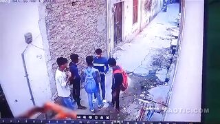 Muslim Man Cornered And Attacked By Hindus Over A Woman