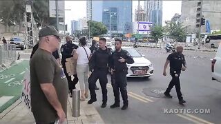 Israeli Cops vs. Left Wing Protestors