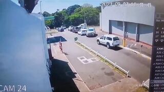 Female Driver Runs Over Carjacker in South Africa