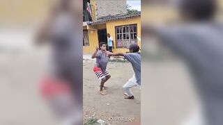 Knife Fight Breaks Out In Cartagena Colombia