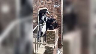 Detroit Cops Punch Black Man During Arrest