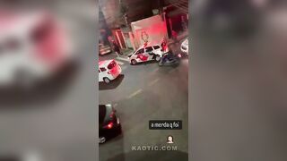 Drunk young man runs over police officer during traffic stop - Brazil
