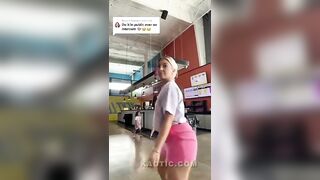 Very disgustng lady farts in public