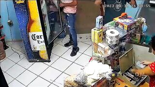 Store Owner Attacks Thieves With A Hammer