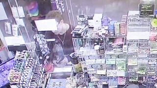Loser Of The Day :Man robs convenience store at gunpoint; leaves with vape, water bottle