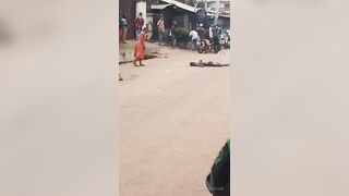 Nigerian Thief Set on Fire
