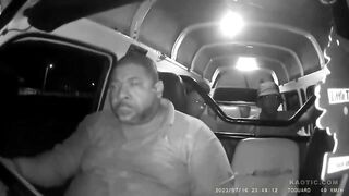 Taxi Driver Tells Robbers "If I Die We All Gonna Die"