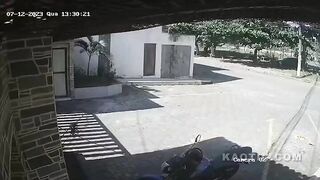 Man Punched, Robbed Of His Motorcycle  In Brazil