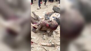 Angolan Thieves Caught, Beaten and Set on Fire