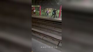 Man Pushed On Tracks Head First During Fight In Mexico City Subway