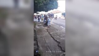 Unfair 2 On 1 Fight Of Brazilian Girls Over A Guy