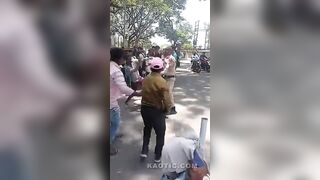 Vendors Attack Officer In India