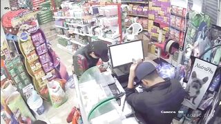 Pet Shop Robbery In Ecuador