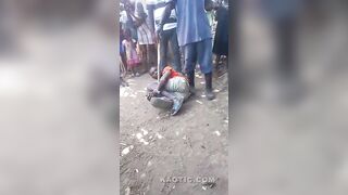 Woman Beats Tied Village Thief