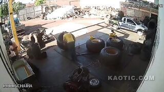 Brazilian Mechanic Knocked Out By Tire Explosion