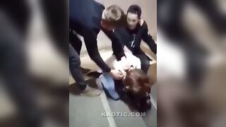 Dude Abusing GF Kicked In The Jaw By Good Samaritan