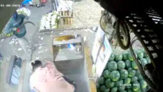 Watermelon seller was doused with acid and hacked to death with a sickle [Full Video] - Indonesia