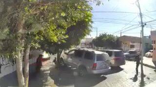 Bandits attempt to rob truck carrying payrolls of grocery store employees - Tehuacán, Puebla, Mexico