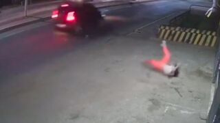 Woman killed after getting struck by speeding car at pedestrian crossing - Bahia, Brazil