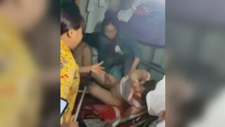 Mistress is beat up by wife and friends in China