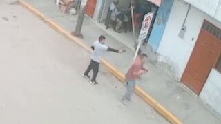 Alleged drug dealer is shot in the head in broad daylight in Chao, Peru