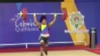 Athlete breaks her neck lifting barbell in Colombia