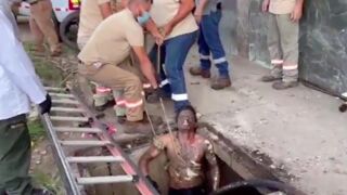 Cable thief's corpse removed from hole after getting electrocuted trying to steal cables, Colombia