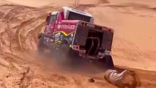 Elderly Dakar rally spectator killed by rally Truck