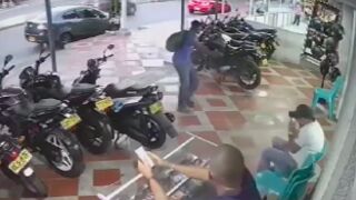 Motorcycle merchant is executed by hitman, Colombia