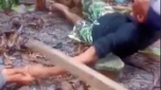 Captured thief gets his bones broken with wooden post in Brazil