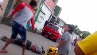Injured delivery man gets executed in front of bystanders in Brazil