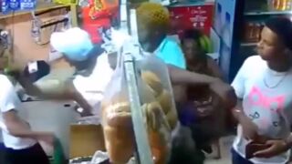 Customer gets a knife plunged in his chest and killed after he slapped a store clerk in the face in Dominican Republic