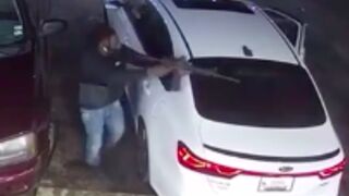 Man gets shot with an AR in Brooklyn New York