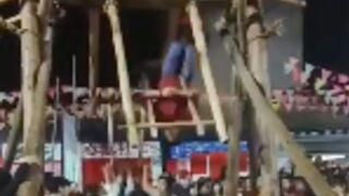 Man fucked up on a homemade ferris wheel