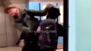 Man gets kicked off the train by members of the public for refusing to put on his mask