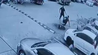 Man gets stabbed up and killed inside a parking lot in China