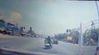Man on his motorcycle gets destroyed at a intersection!