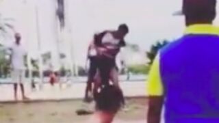 Man gets body slammed and beat up by a woman! ????