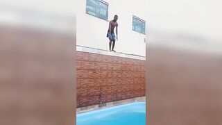 Accident video- Swimming pool acrobatics and accidents